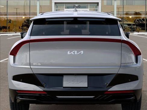 New 2025 Kia EV6 Light w/ Light LR Technology Package image 13