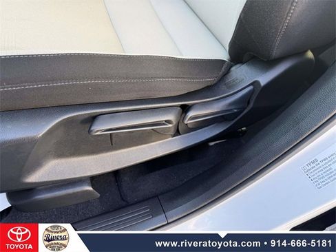 Used 2023 Honda CR-V LX image 12