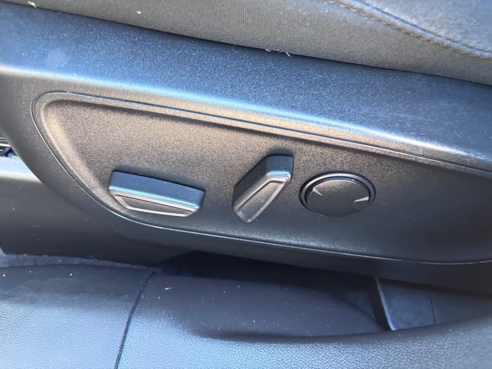 Used 2023 Ford Escape Active AWD/4WD image 11