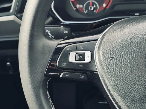 Used 2021 Volkswagen Jetta SE image 12