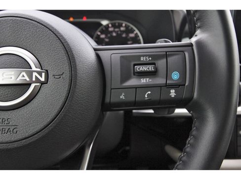 Certified 2025 Nissan Pathfinder SV w/ SV Premium Package FWD image 20