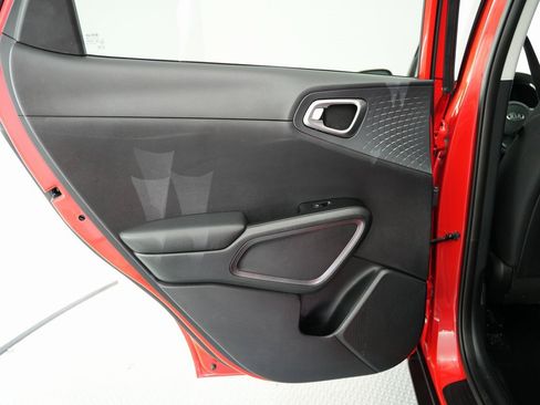 Used 2021 Kia Soul S image 33