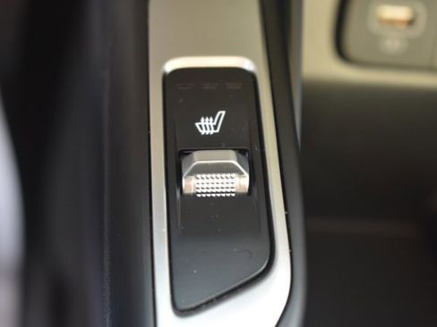 Used 2022 Kia Sorento S image 28