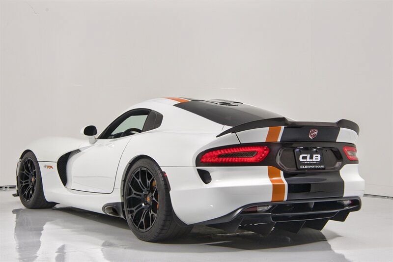 Used 2014 SRT Viper SRT-10 RWD image 10