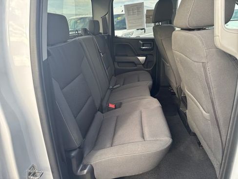 Used 2019 Chevrolet Silverado 1500 LT image 16