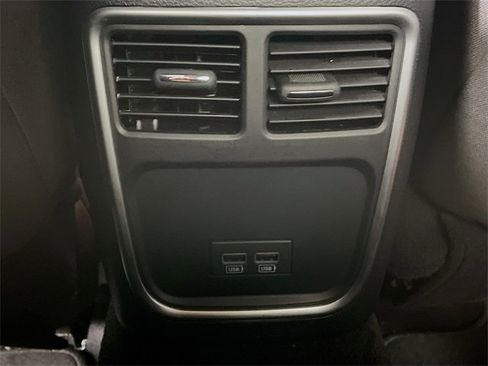 Used 2023 Dodge Charger SXT image 25