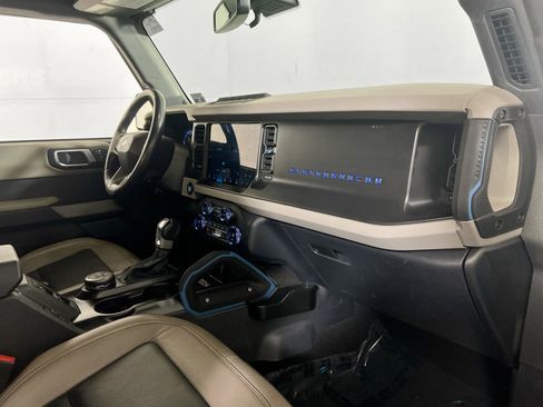 Used 2021 Ford Bronco Wildtrak image 28