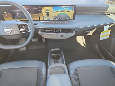 New 2026 Nissan Leaf Platinum+ FWD image 24