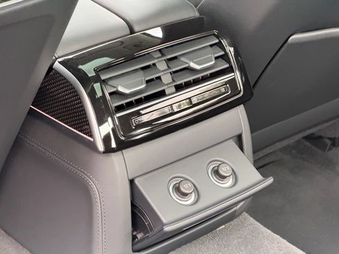 Used 2020 Audi S8 L w/ S8 Executive Package AWD/4WD image 28