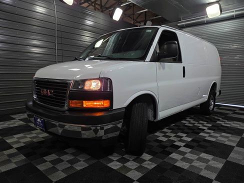 Used 2021 GMC Savana 2500 w/ Driver Convenience Package image 35