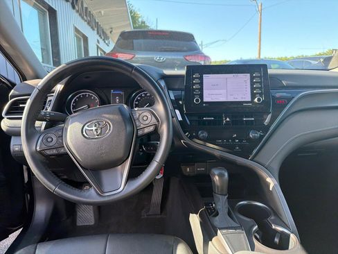Used 2024 Toyota Camry SE FWD image 20