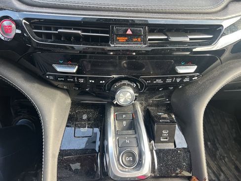 Used 2023 Acura MDX SH-AWD w/ Advance Package image 8