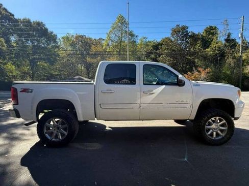 Used 2011 GMC Sierra 1500 SLE image 7
