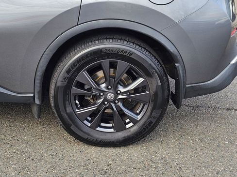 Used 2018 Nissan Murano SV w/ Premium Package image 9