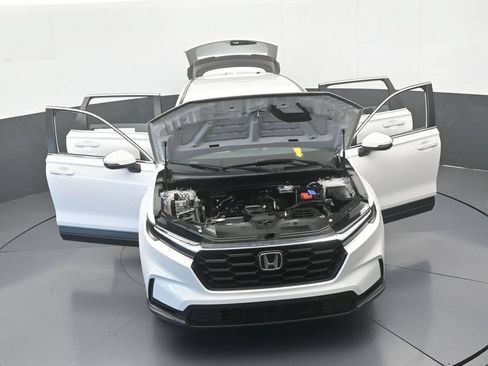Used 2024 Honda CR-V LX image 62