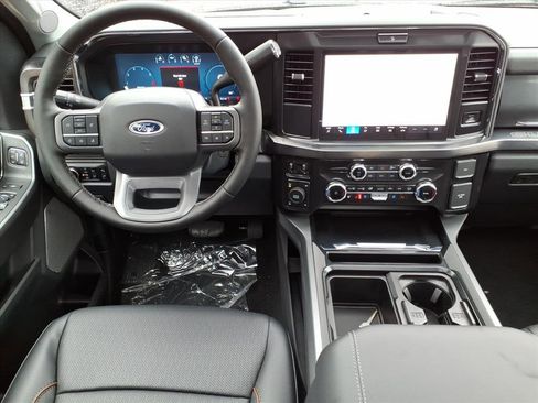 New 2026 Ford F350 Lariat w/ Black Appearance Package image 20