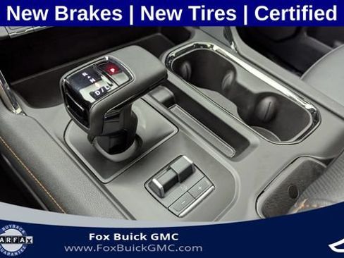 Used 2024 GMC Sierra 1500 AT4 w/ Technology Package AWD/4WD image 23
