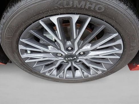 Used 2022 Kia Forte GT-Line w/ GT-Line Premium Package image 15