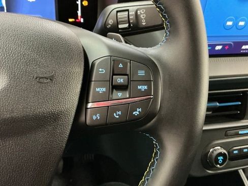 New 2026 Ford Maverick Lobo image 27