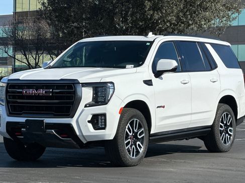 Used 2023 GMC Yukon AT4 image 8