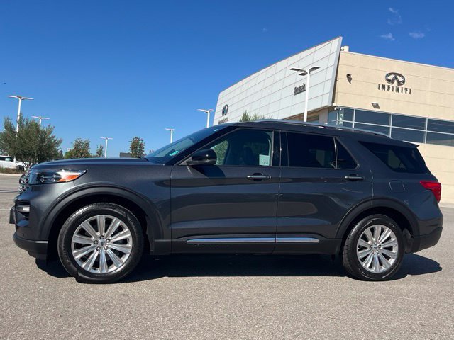 Used 2020 Ford Explorer Limited w/ Hybrid Equipment Group 310A RWD image 2