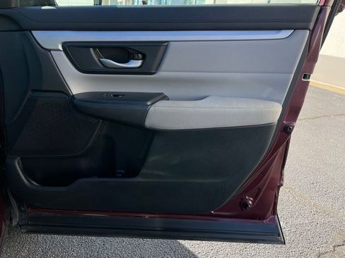 Used 2018 Honda CR-V LX image 27