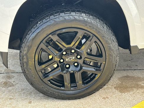 New 2025 Chevrolet Colorado Z71 w/ Technology Package image 13