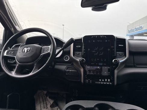 Used 2024 RAM 2500 Laramie image 15