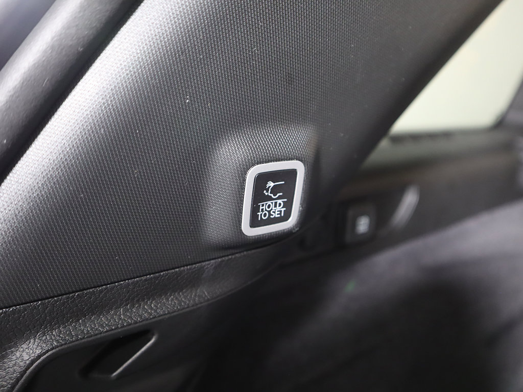 Used 2024 Jeep Grand Cherokee Summit AWD/4WD image 25