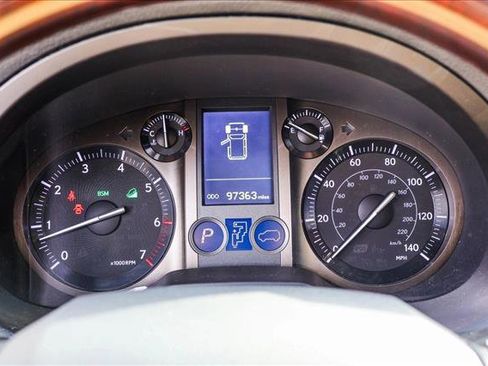 Used 2017 Lexus GX 460 Premium image 15