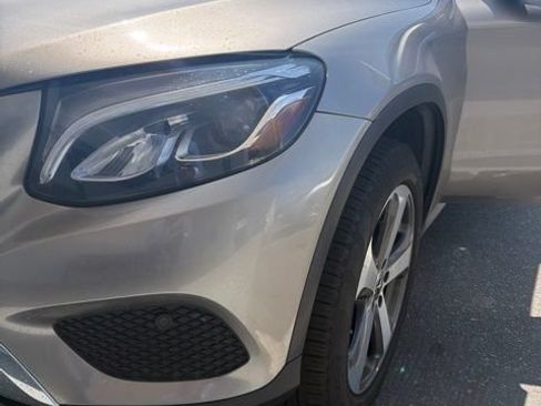 Used 2019 Mercedes-Benz GLC 300 image 2