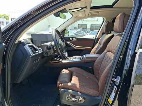 Used 2024 BMW X7 xDrive40i AWD/4WD image 13