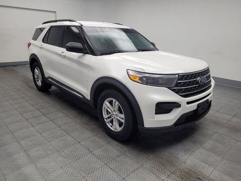 Used 2023 Ford Explorer XLT RWD image 13