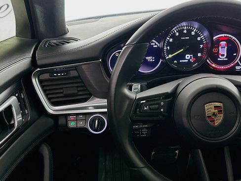 Used 2023 Porsche Panamera 4 Platinum Edition image 10