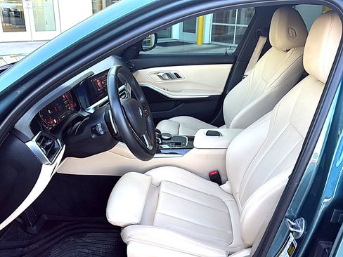 Used 2021 BMW 330i Sedan w/ Convenience Package RWD image 7
