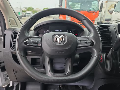 Used 2024 RAM ProMaster 2500 w/ Convenience Group FWD image 27