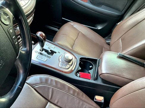 Used 2010 Hyundai Genesis 4.6 w/ Technology Pkg 5 RWD image 18