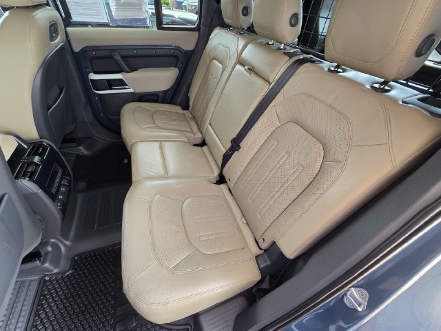 Used 2022 Land Rover Defender 110 S AWD/4WD image 23