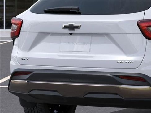 New 2026 Chevrolet Trax ACTIV image 14