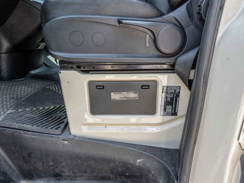 Used 2023 Mercedes-Benz Sprinter 2500 image 72