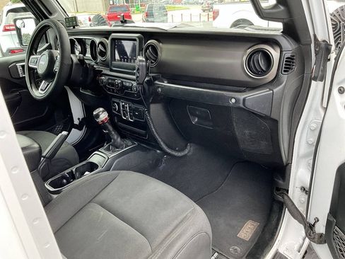 Used 2020 Jeep Gladiator Sport w/ Quick Order Package 23S AWD/4WD image 27