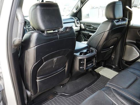 Used 2019 RAM 1500 Limited AWD/4WD image 15