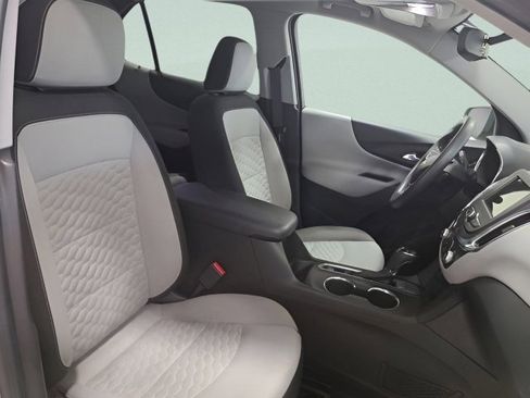 Used 2019 Chevrolet Equinox LS w/ LS Convenience Package FWD image 14