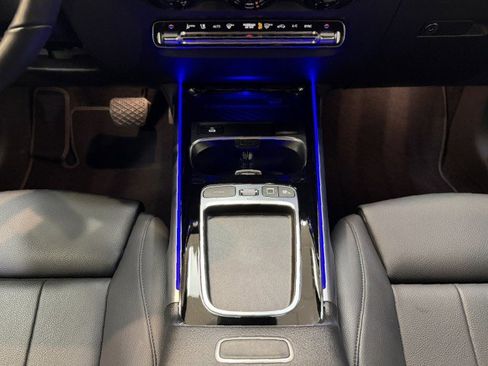 Certified 2025 Mercedes-Benz GLB 250 image 15