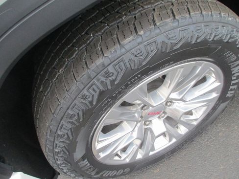 Certified 2023 GMC Sierra 1500 Denali image 11