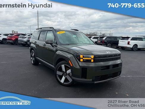 Used 2025 Hyundai Santa Fe Limited image 1