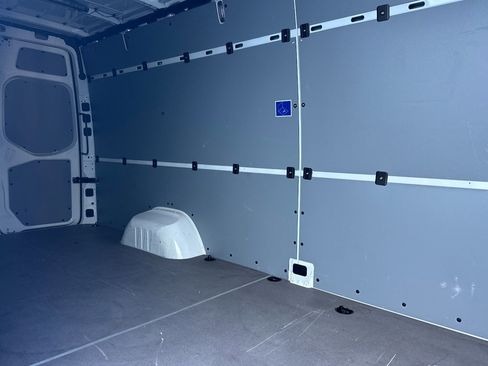 Used 2025 Mercedes-Benz Sprinter 3500 image 14