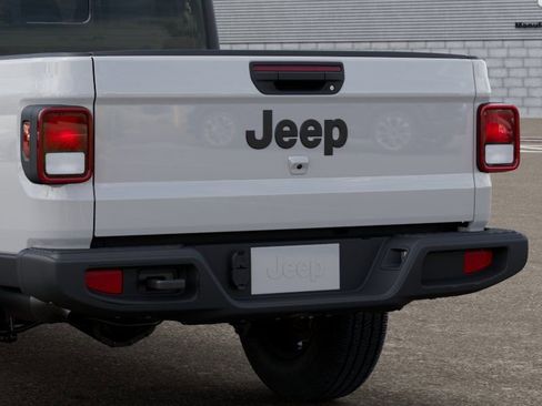 New 2026 Jeep Gladiator Sport AWD/4WD image 13