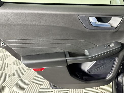 Used 2024 Ford Escape Platinum image 25