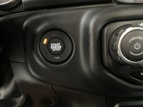 Used 2023 Jeep Wrangler Unlimited Sahara w/ Cold Weather Group AWD/4WD image 12